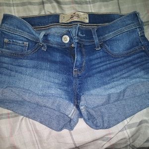 Hollister Co. jean shorts (short -short) low rise.